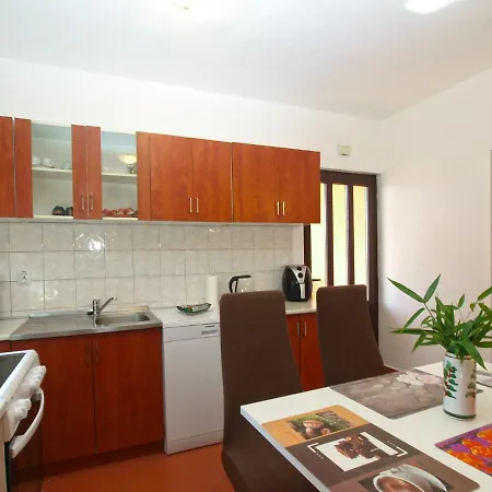 House Sandra 1336